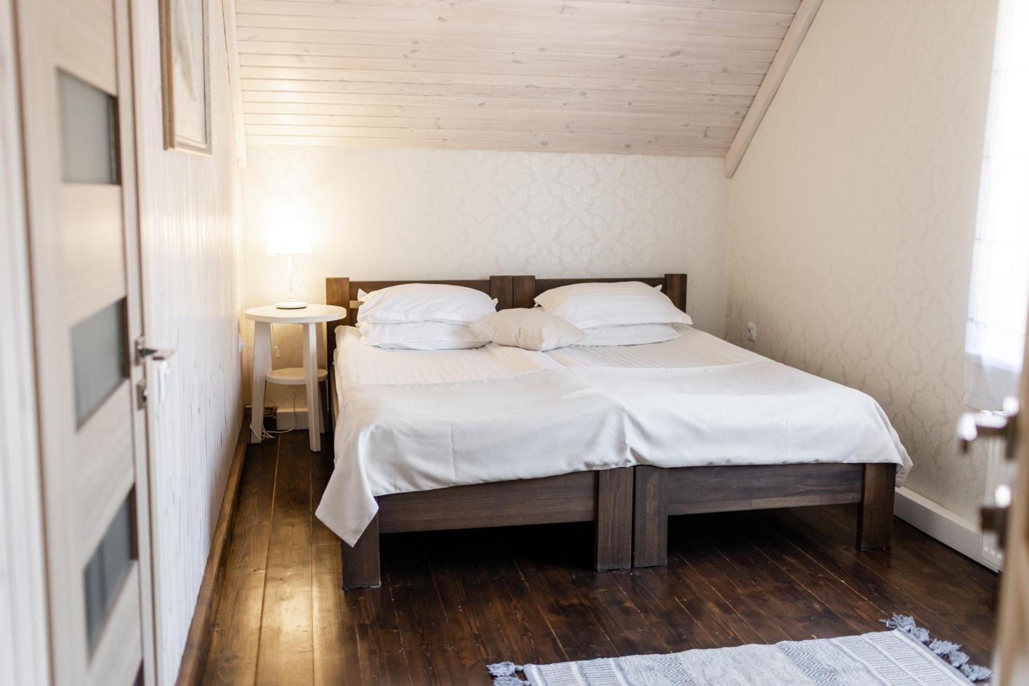 Guest House Slavske Bagian luar foto